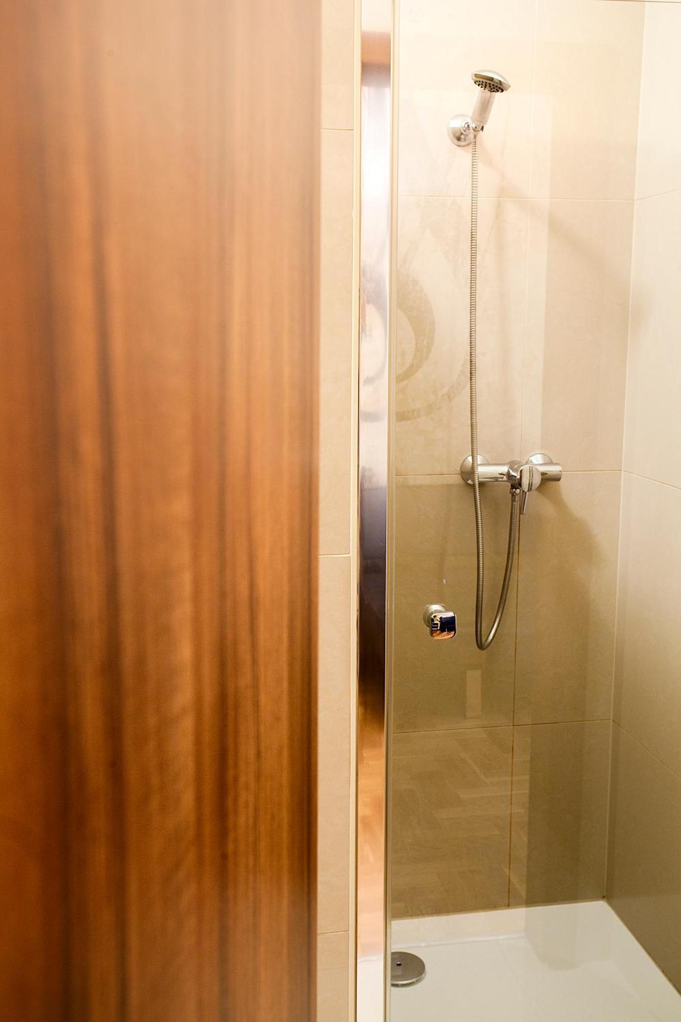 อพาร์ตโฮเต็ล โอเบอร์ซา Aparthotel คราคูฟ ภายนอก รูปภาพ