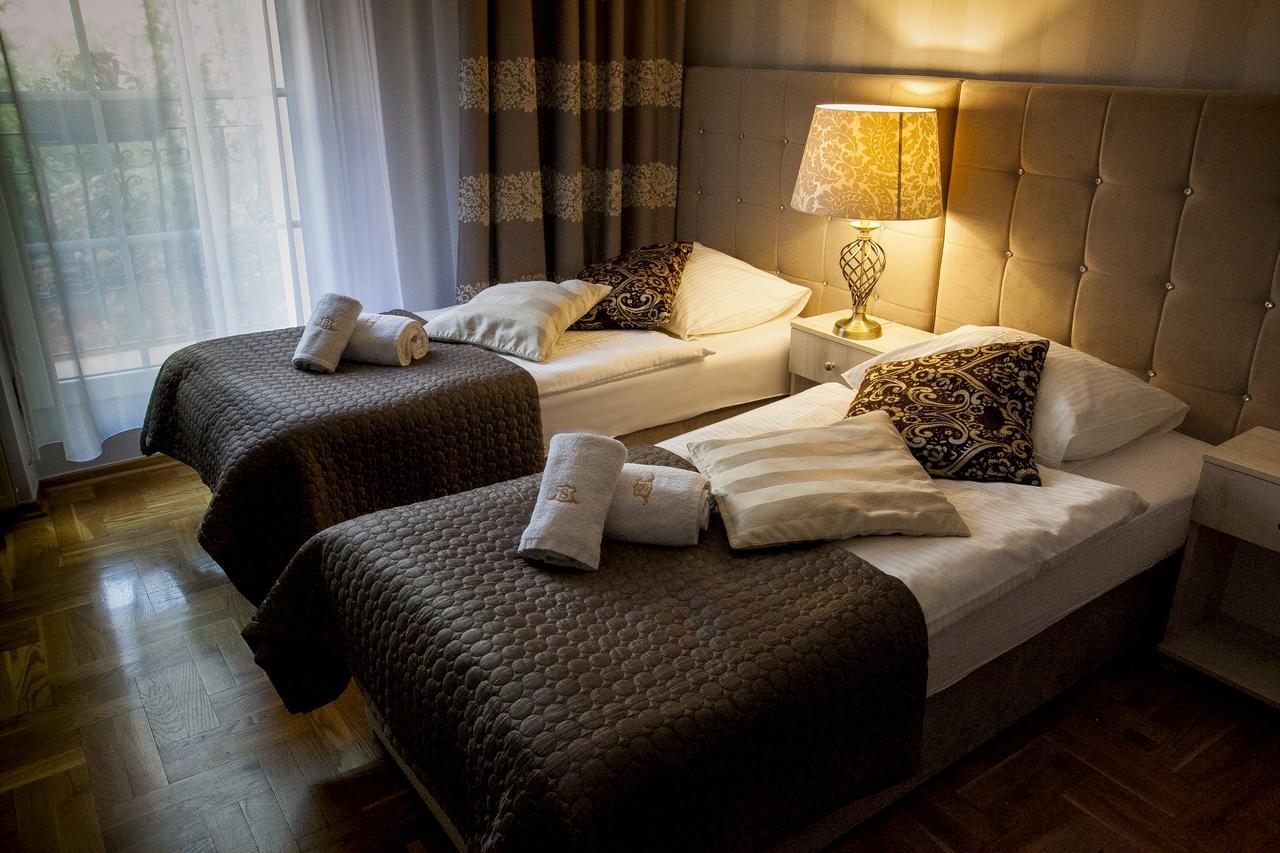 อพาร์ตโฮเต็ล โอเบอร์ซา Aparthotel คราคูฟ ภายนอก รูปภาพ