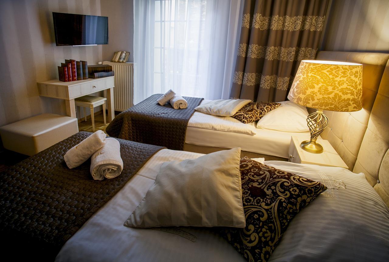 อพาร์ตโฮเต็ล โอเบอร์ซา Aparthotel คราคูฟ ภายนอก รูปภาพ