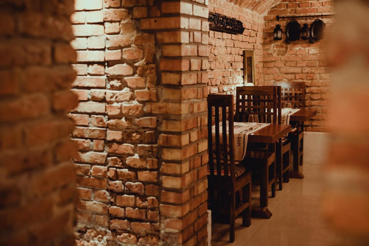 อพาร์ตโฮเต็ล โอเบอร์ซา Aparthotel คราคูฟ ภายนอก รูปภาพ